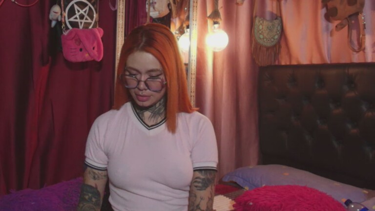 Neicaru's Streamate show and profile