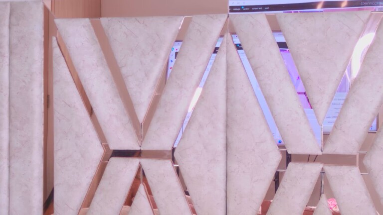 MiaPariss's Streamate show and profile