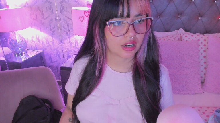 MaddieWaves's Streamate show and profile