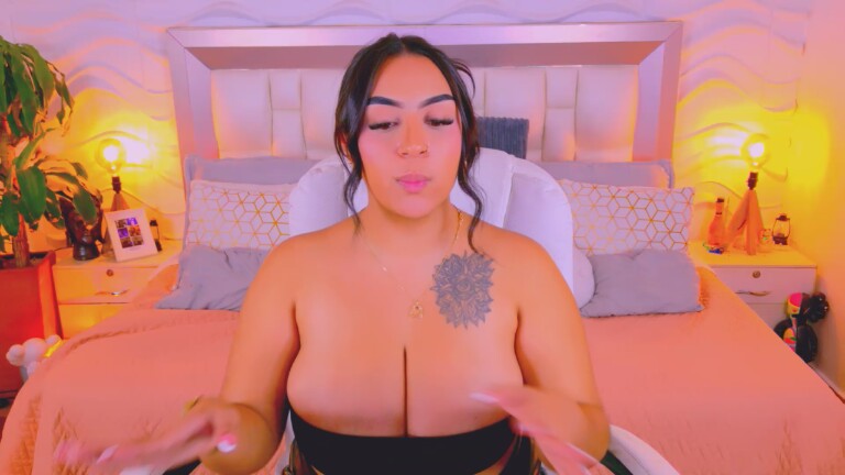 MartinaPiero's Streamate show and profile