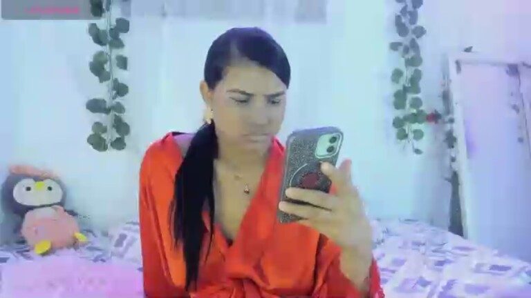 Catalina_and_roger's Streamate show and profile