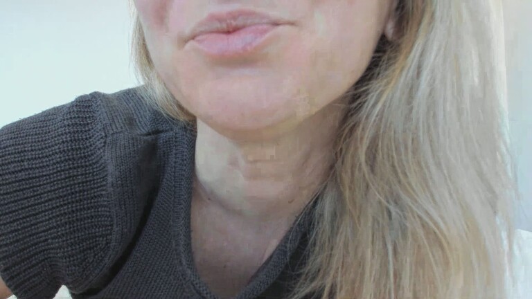 XxSweety_GirlxX's Streamate show and profile