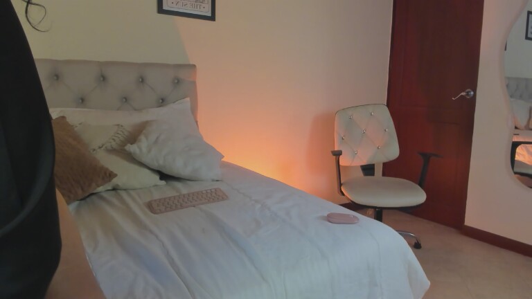 Daphnegb's Streamate show and profile