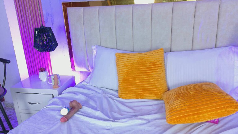 Caitlynn_GB's Streamate show and profile