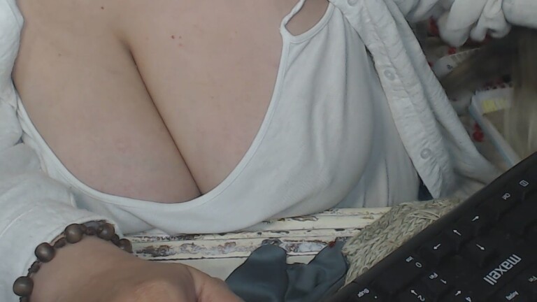 Amelystill's Streamate show and profile