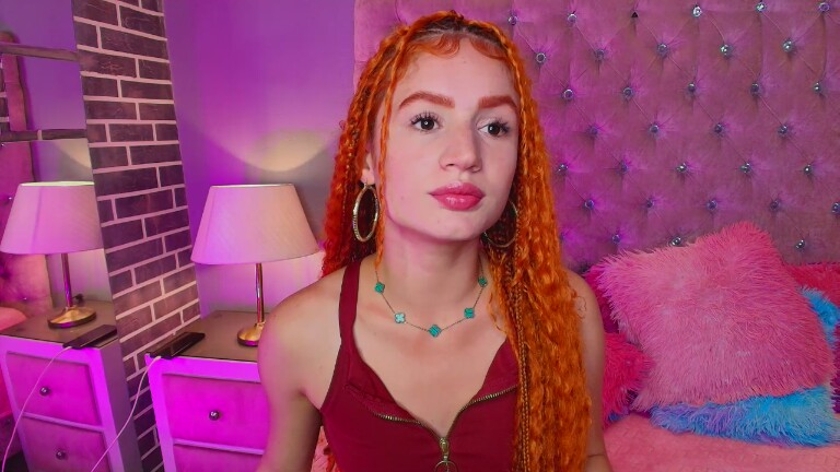 AdelaineBestt's Streamate show and profile