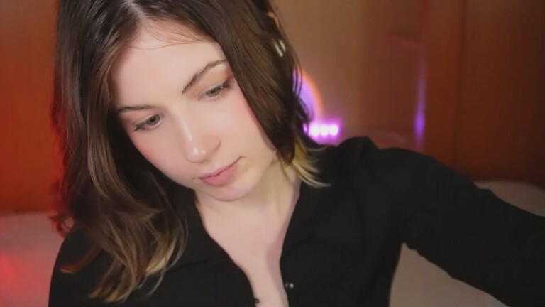 AkiraMori's Streamate show and profile