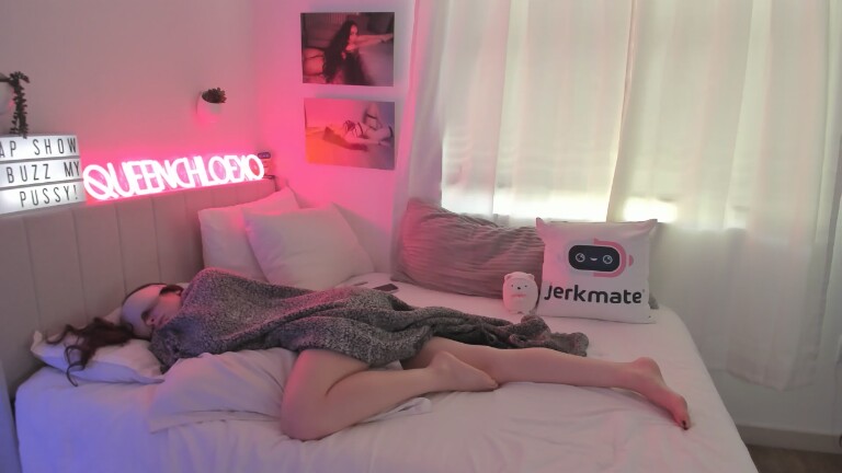 QueenChloeXO's Streamate show and profile