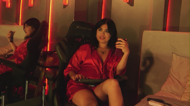 BellaSinclair's Streamate show and profile