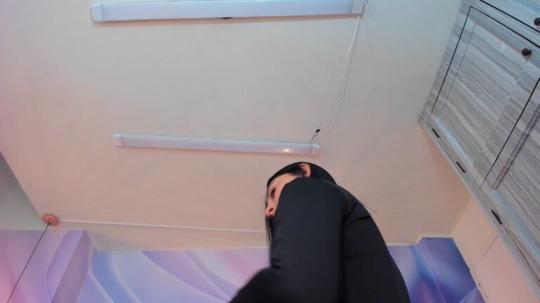 ViolletaRosse's Streamate show and profile