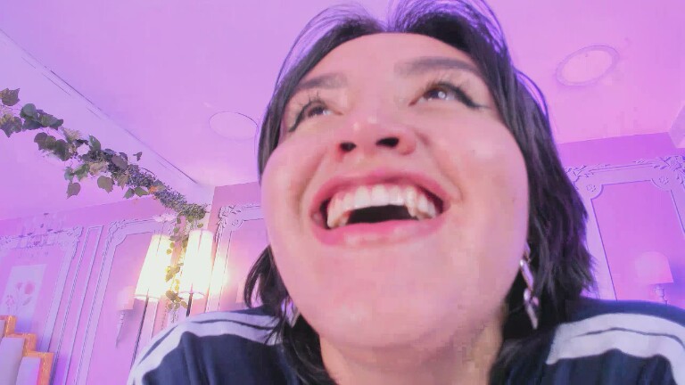 NaraSuarez's Streamate show and profile