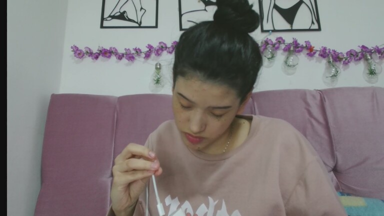 ZakuraPrincess's Streamate show and profile