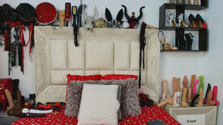 MoiraDevil's Streamate show and profile