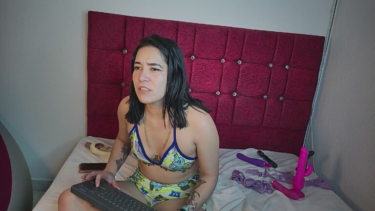 Kasandraacosta's Streamate show and profile