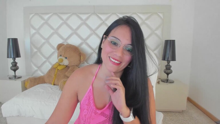mia_sweetie's Streamate show and profile
