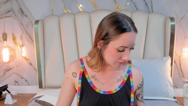 HannahLane's Streamate show and profile