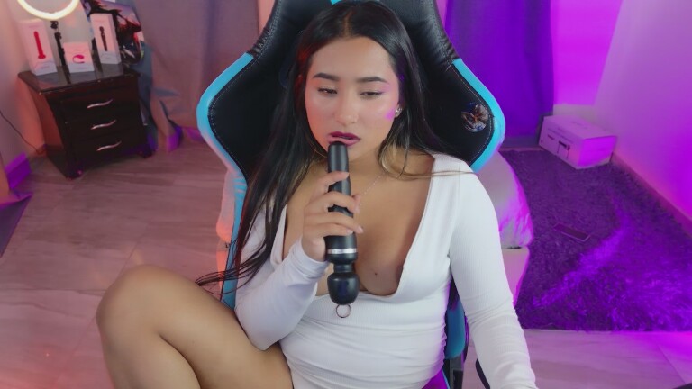 Amylewiiis's Streamate show and profile