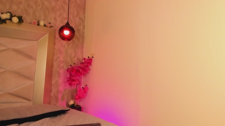 LeslyGraay's Streamate show and profile