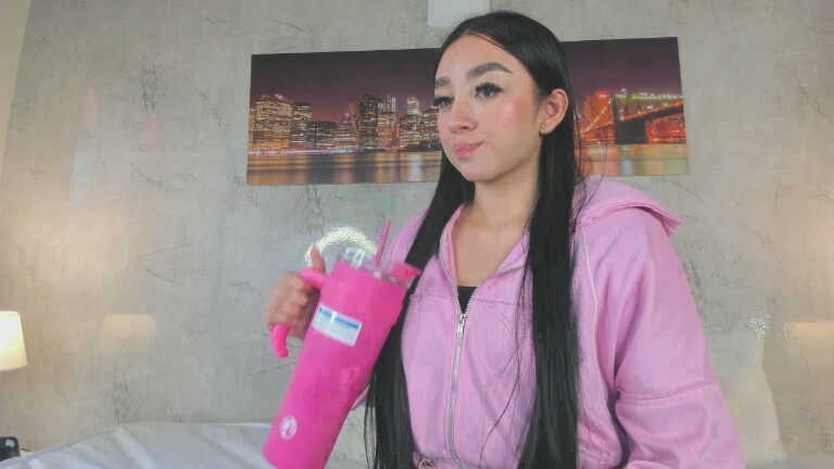 MiaBloomm's Streamate show and profile