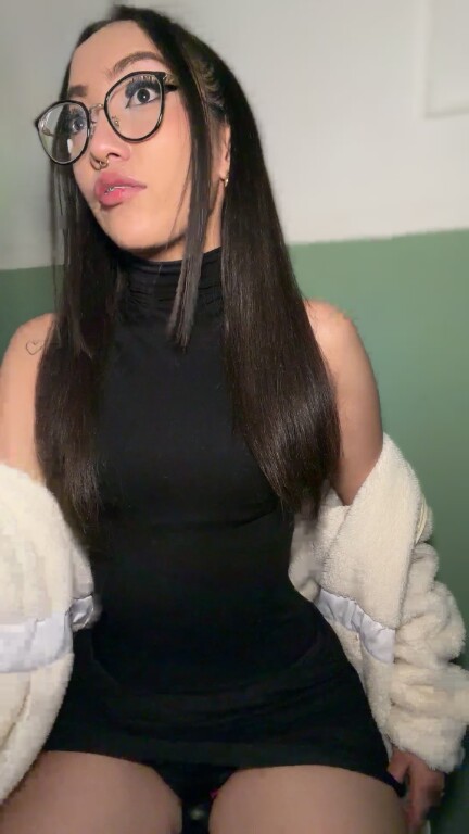 NaomiBendz's Streamate show and profile