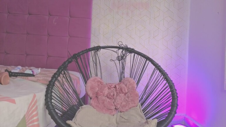 dulcekai's Streamate show and profile