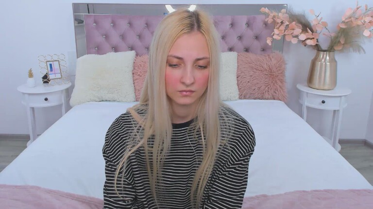 PinkAngelll's Streamate show and profile