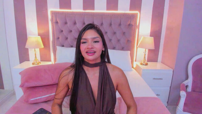 AuraClark's Streamate show and profile