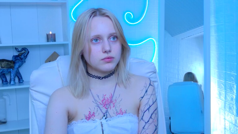 AmanneMissa's Streamate show and profile