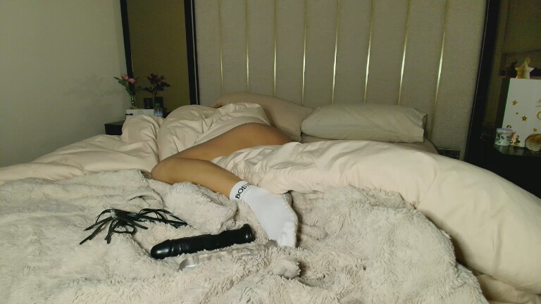 BustyRea's Streamate show and profile