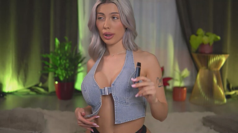 AudreyZanne's Streamate show and profile