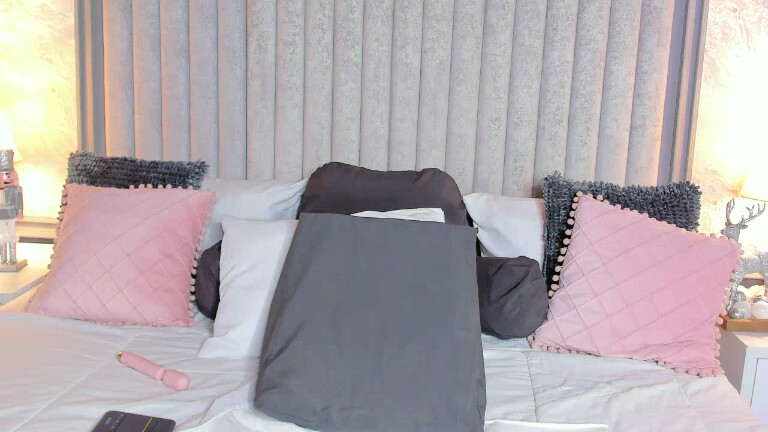 SamiLewis's Streamate show and profile