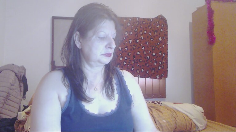 ExtasyMature's Streamate show and profile