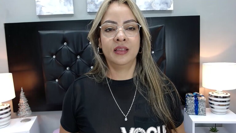 Laureen_Steele's Streamate show and profile