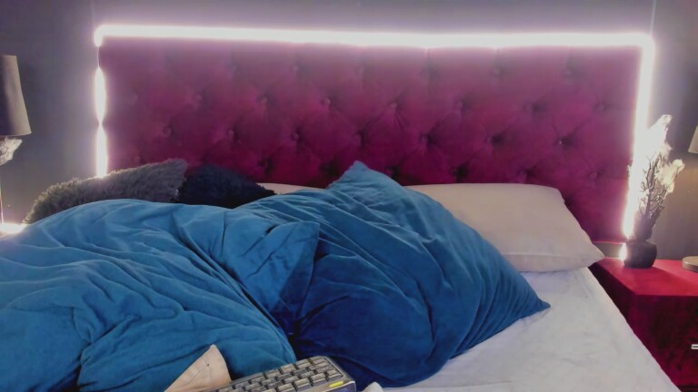 ZaraBeicker's Streamate show and profile