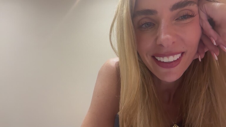 EllaLunaaa's Streamate show and profile