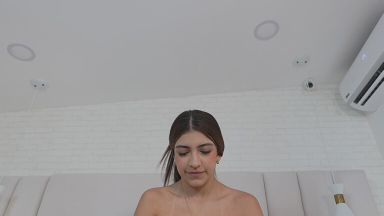 VictoriaJoliegb's Streamate show and profile