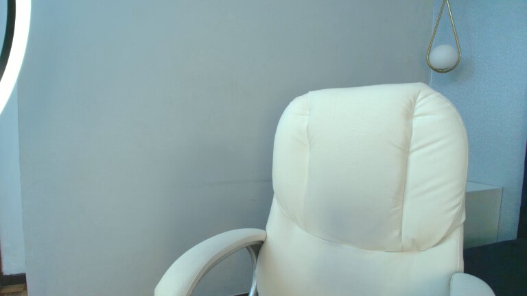 Hanna_Hunter's Streamate show and profile