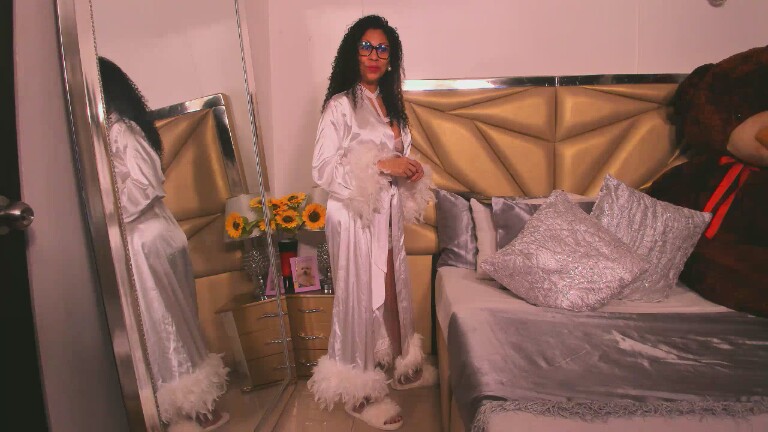 KarenDuval's Streamate show and profile