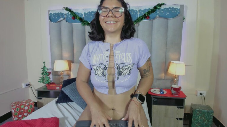 LunnaNoir's Streamate show and profile