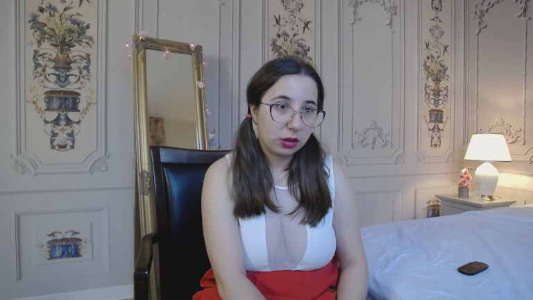 HAZELs's Streamate show and profile