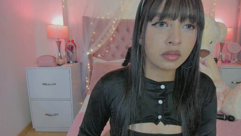 AlexandraWinterr's Streamate show and profile