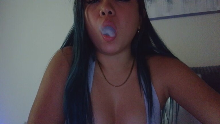 VeeE63's Streamate show and profile