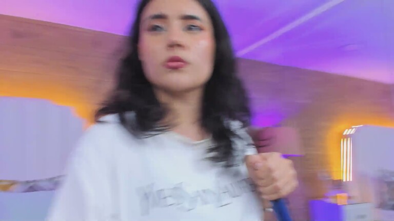 AliceeCarther's Streamate show and profile