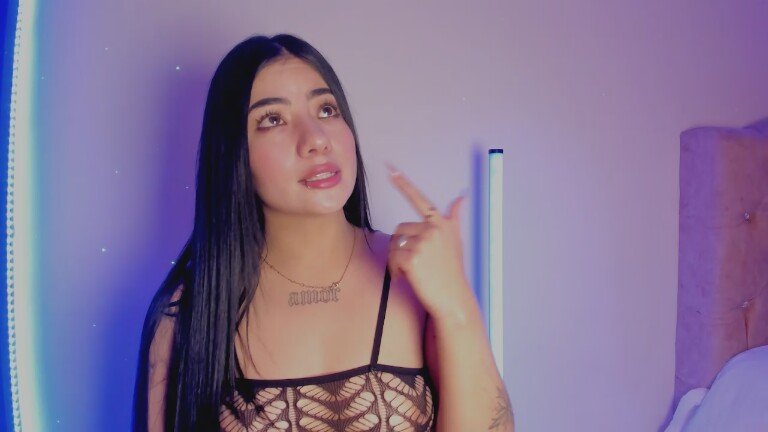 NatalieBluee's Streamate show and profile