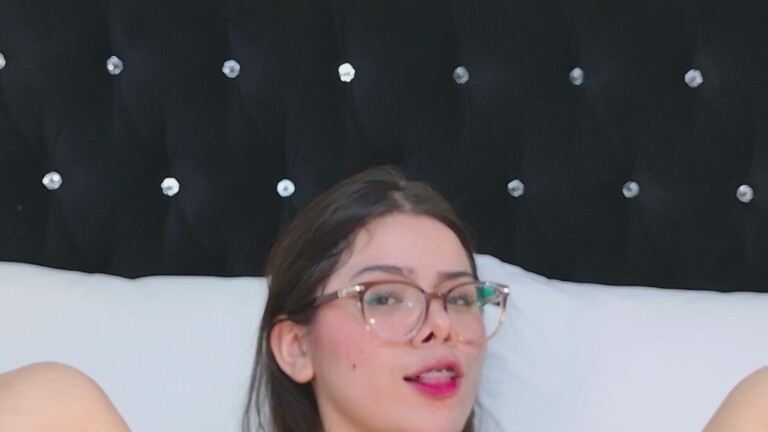 ZoeCortes's Streamate show and profile