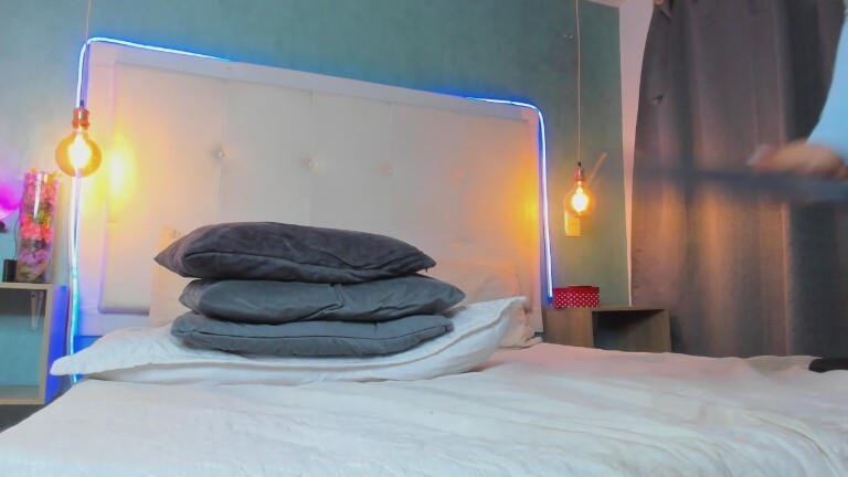 AbbyDiixon's Streamate show and profile