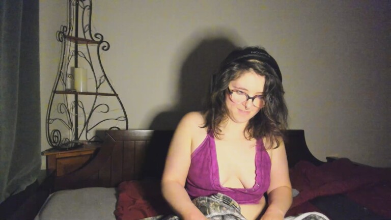 HazelSincaid's Streamate show and profile