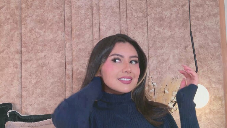 IsaRose's Streamate show and profile