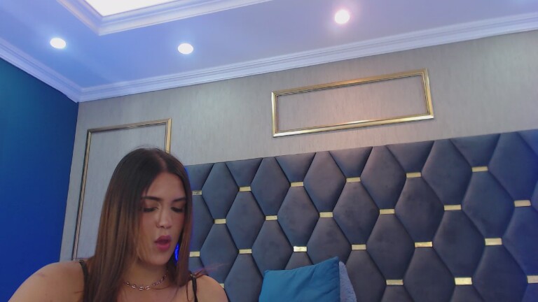 RoxyStewart's Streamate show and profile