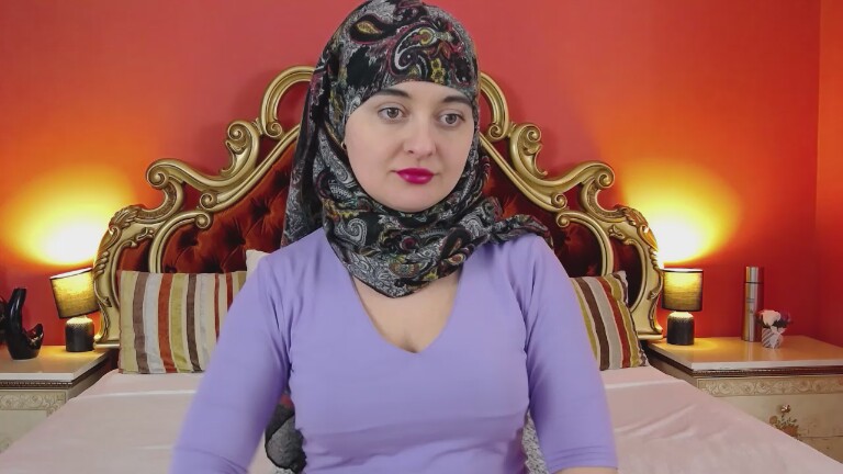 ANNALYAx's Streamate show and profile